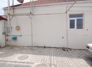 Satılır 2 otaqlı 70 m2 həyət evi Əmircan