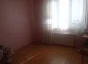 Satılır 4 otaqlı 130 m2 köhnə tikili Elmlər Akademiyası m.
