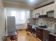 İcarəyə verilir 3 otaqlı 85 m2 yeni tikili Bakı Dövlət Universiteti