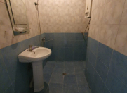 Satılır 3 otaqlı 80 m2 köhnə tikili Qara Qarayev m.