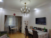 Satılır 4 otaqlı 100 m2 köhnə tikili Həzi Aslanov m.