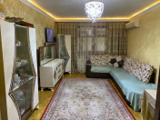 Satılır 4 otaqlı 100 m2 köhnə tikili Xalqlar Dostluğu m.