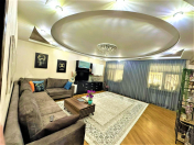 Satılır 5 otaqlı 130 m2 köhnə tikili Bakıxanov