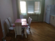 İcarəyə verilir 2 otaqlı 107 m2 yeni tikili Gənclik m.