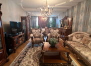 Satılır 4 otaqlı 186 m2 yeni tikili Elmlər Akademiyası m.