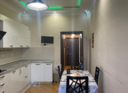 İcarəyə verilir 3 otaqlı 140 m2 yeni tikili Baku Mall