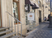 İcarəyə verilir 2 otaqlı 170 m2 obyekt İçəri Şəhər m.