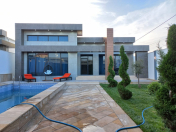 Satılır 4 otaqlı 200 m2 bağ evi Mərdəkan