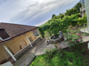 İcarəyə verilir 3 otaqlı 80 m2 həyət evi Şəki