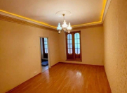 Satılır 3 otaqlı 80 m2 köhnə tikili 7 mkr