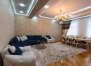 Satılır 4 otaqlı 180 m2 yeni tikili Memar Əcəmi m.