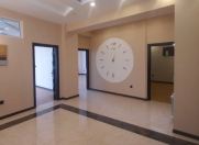 İcarəyə verilir 4 otaqlı 180 m2 ofis Nizami m.