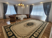 İcarəyə verilir 3 otaqlı 156 m2 yeni tikili Elmlər Akademiyası m.