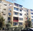 Satılır 2 otaqlı 50 m2 köhnə tikili 8 km