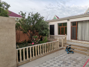 Satılır 4 otaqlı 210 m2 həyət evi Hövsan