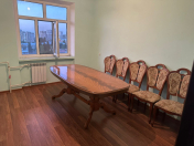 İcarəyə verilir 3 otaqlı 75 m2 köhnə tikili Xalqlar Dostluğu m.