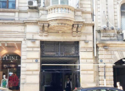 Satılır 3 otaqlı 100 m2 köhnə tikili Sahil m.