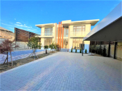 Satılır 5 otaqlı 350 m2 villa Buzovna