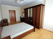 Satılır 4 otaqlı 90 m2 köhnə tikili Bakıxanov