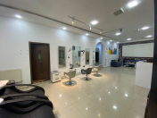 İcarəyə verilir 7 otaqlı 212 m2 obyekt Elmlər Akademiyası m.