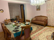 Satılır 7 otaqlı 200 m2 köhnə tikili Nərimanov heykəli