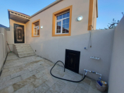 Satılır 3 otaqlı 76 m2 həyət evi Binəqədi
