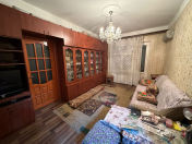 Satılır 5 otaqlı 128 m2 köhnə tikili Qara Qarayev m.