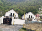 İcarəyə verilir 3 otaqlı 90 m2 həyət evi Qax