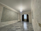 Satılır 2 otaqlı 60 m2 köhnə tikili 9 mkr