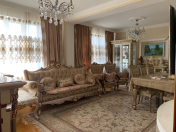 Satılır 5 otaqlı 110 m2 köhnə tikili Qara Qarayev m.