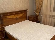 Satılır 4 otaqlı 92 m2 köhnə tikili Heydər Məscidi