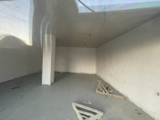 Satılır 1 otaqlı 39 m2 obyekt Binə