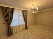 Satılır 2 otaqlı 50 m2 köhnə tikili İnşaatçılar m.