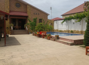 İcarəyə verilir 5 otaqlı 250 m2 bağ evi Şüvəlan