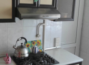 Satılır 2 otaqlı 77 m2 köhnə tikili 7 mkr