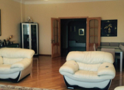 İcarəyə verilir 4 otaqlı 200 m2 yeni tikili Elmlər Akademiyası m.