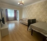 Satılır 3 otaqlı 85 m2 köhnə tikili 7 mkr