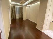 Satılır 3 otaqlı 100 m2 yeni tikili Elmlər Akademiyası m.