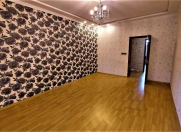 Satılır 2 otaqlı 64 m2 köhnə tikili Bakıxanov