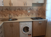 İcarəyə verilir 4 otaqlı 80 m2 köhnə tikili Həzi Aslanov m.