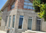 Satılır 3 otaqlı 130 m2 həyət evi Y.Günəşli