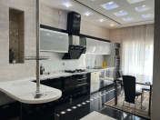 İcarəyə verilir 4 otaqlı 178 m2 yeni tikili Nəriman Nərimanov m.