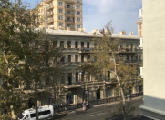 Satılır 3 otaqlı 100 m2 köhnə tikili Sahil m.