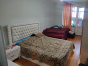 Satılır 3 otaqlı 80 m2 köhnə tikili Bakıxanov