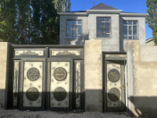 Satılır 5 otaqlı 200 m2 həyət evi Bakıxanov