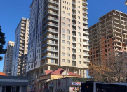 Satılır 4 otaqlı 158 m2 yeni tikili Gənclik m.