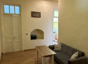 Satılır 3 otaqlı 94 m2 köhnə tikili Sahil m.