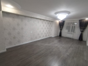 Satılır 2 otaqlı 77 m2 yeni tikili İnşaatçılar m.