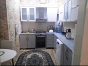 İcarəyə verilir 3 otaqlı 94 m2 yeni tikili 28 may