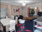 İcarəyə verilir 3 otaqlı 121 m2 yeni tikili Tibb Universiteti